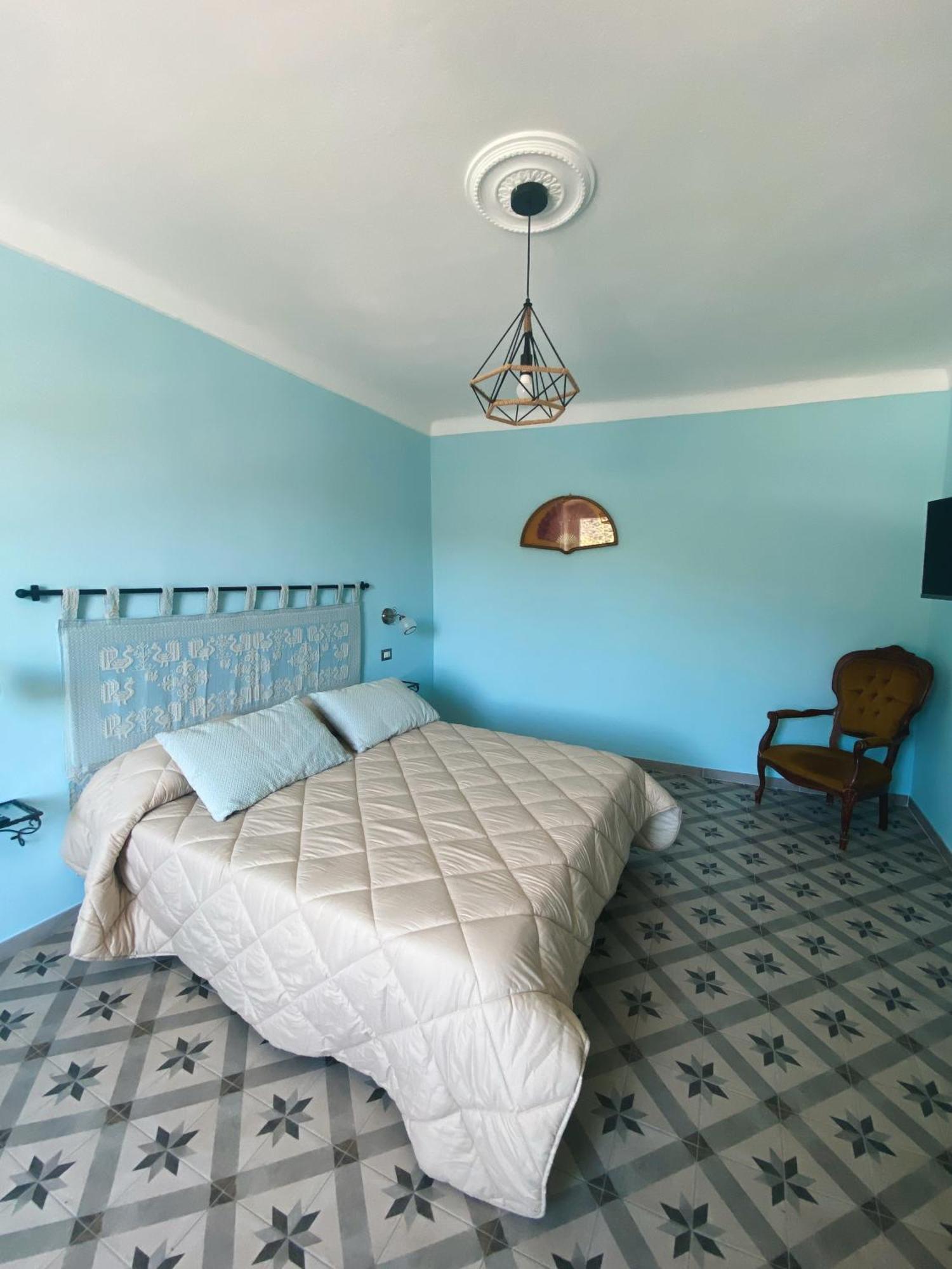 Tra I Due Ponti Hotel Bosa Eksteriør billede