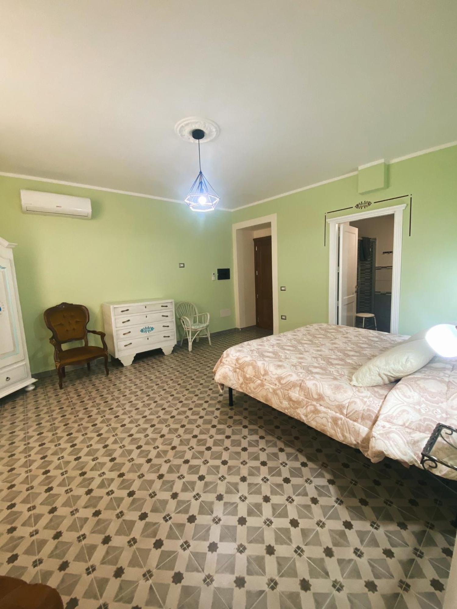 Tra I Due Ponti Hotel Bosa Eksteriør billede
